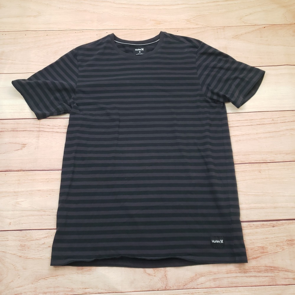 Hurley Shirt Mens Medium Black Striped Short Sleeve Crewneck Surf Surfing Adult